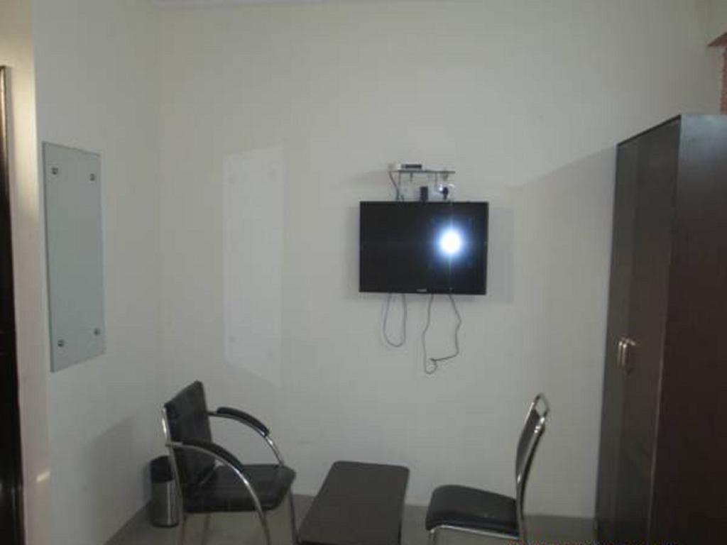 Charanpahari Hotel Nueva Delhi Habitación foto